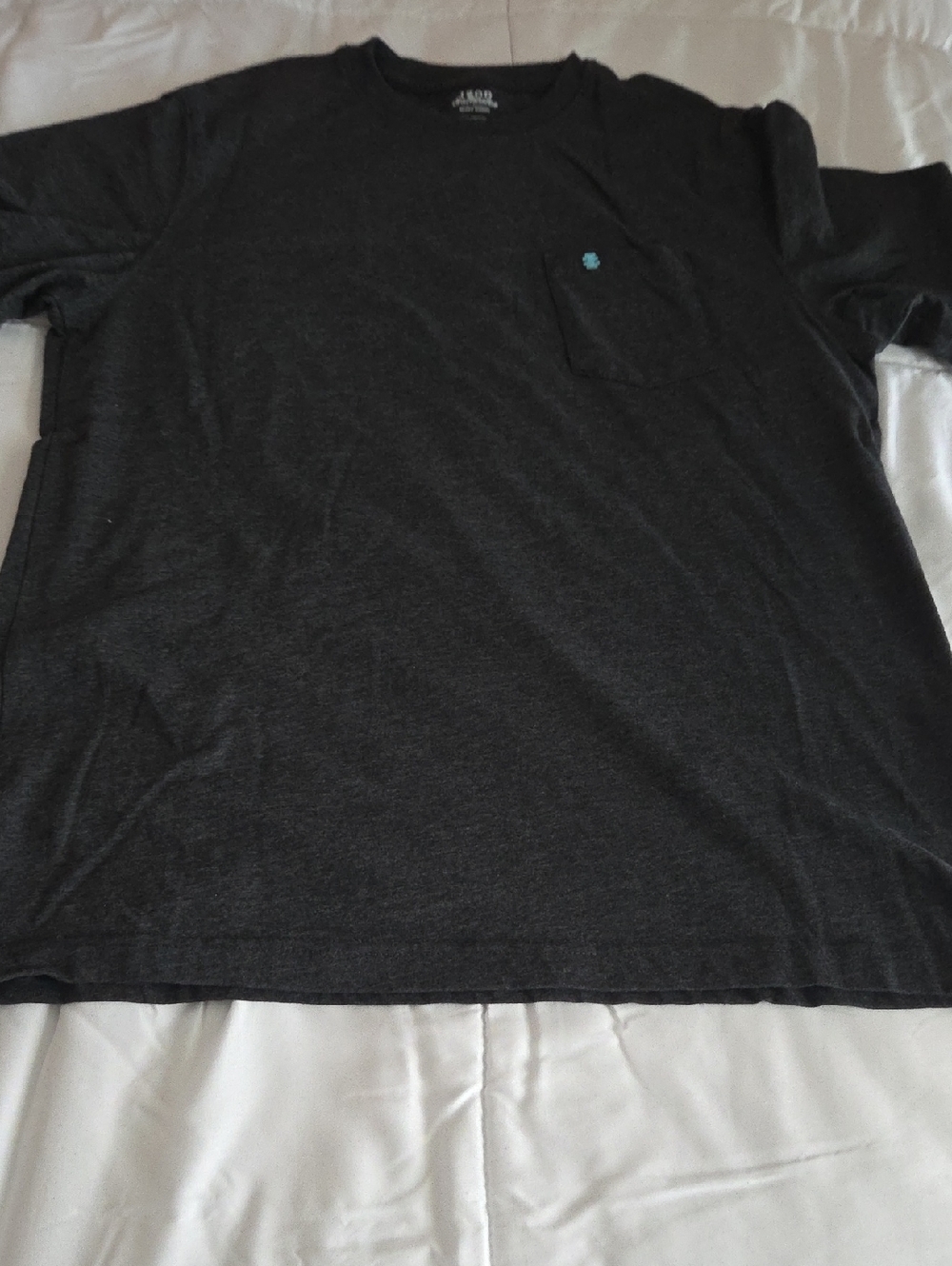 Izod Men's Short-Sleeve Pocket Tee - Charcoal